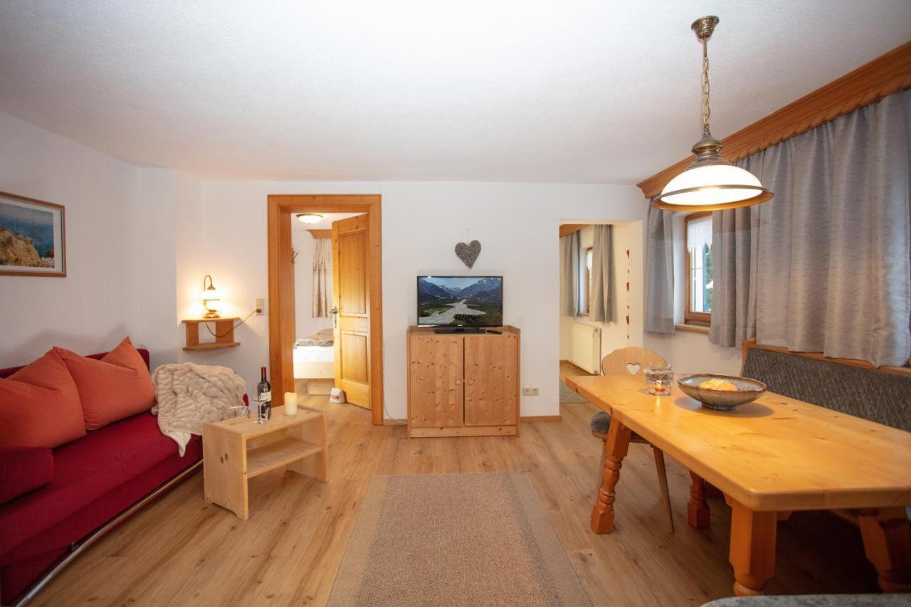 Ferienwohnungen Wolf Holzgau Exteriér fotografie